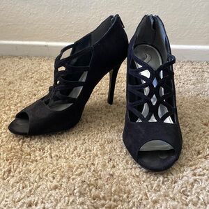 Nina Peep Toe Black Heels